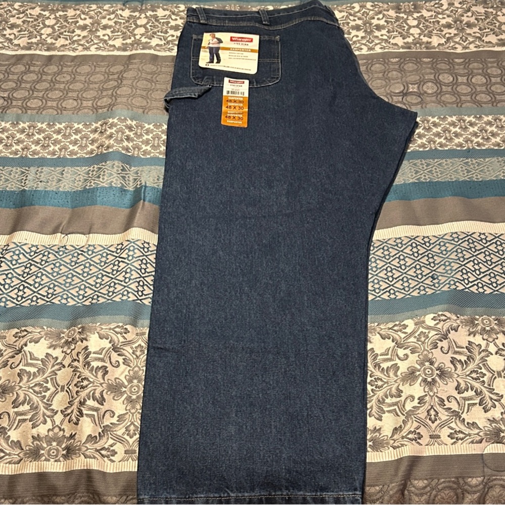 Wrangler Relaxed Fit Dark Blue Jeans